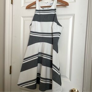 ELIZABETH & JAMES Magdalena Dress Gray White Striped Fit Flare  - Size 6